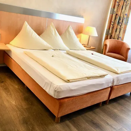 Hotel Central 4*