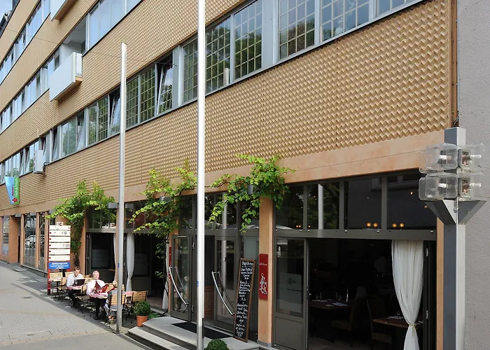 Szálloda Hotel Central